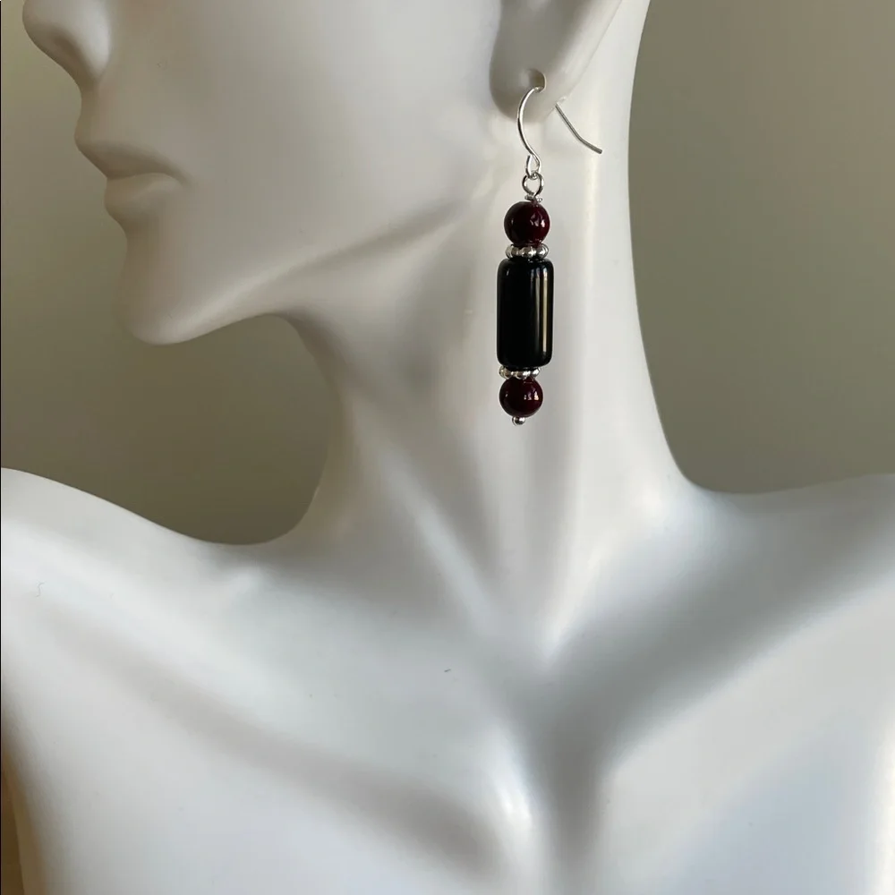 HAND CRAFTED EARRINGS Classic Black Burgundy Red Dangle Drop Earrings
